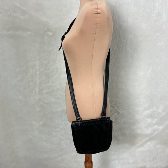 Hobo Black Leather ID Window Minimalist Crossbody Wallet Bag - Picture 1 of 7